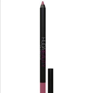 Huda Beauty Lip Liner